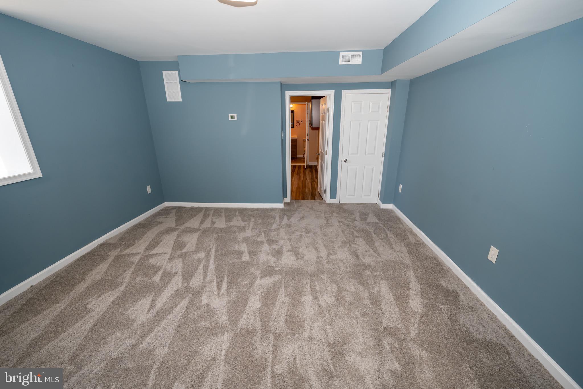 3310 Westerwald Avenue Baltimore, MD 21218 - Photo 7 of 44 !st floor LR