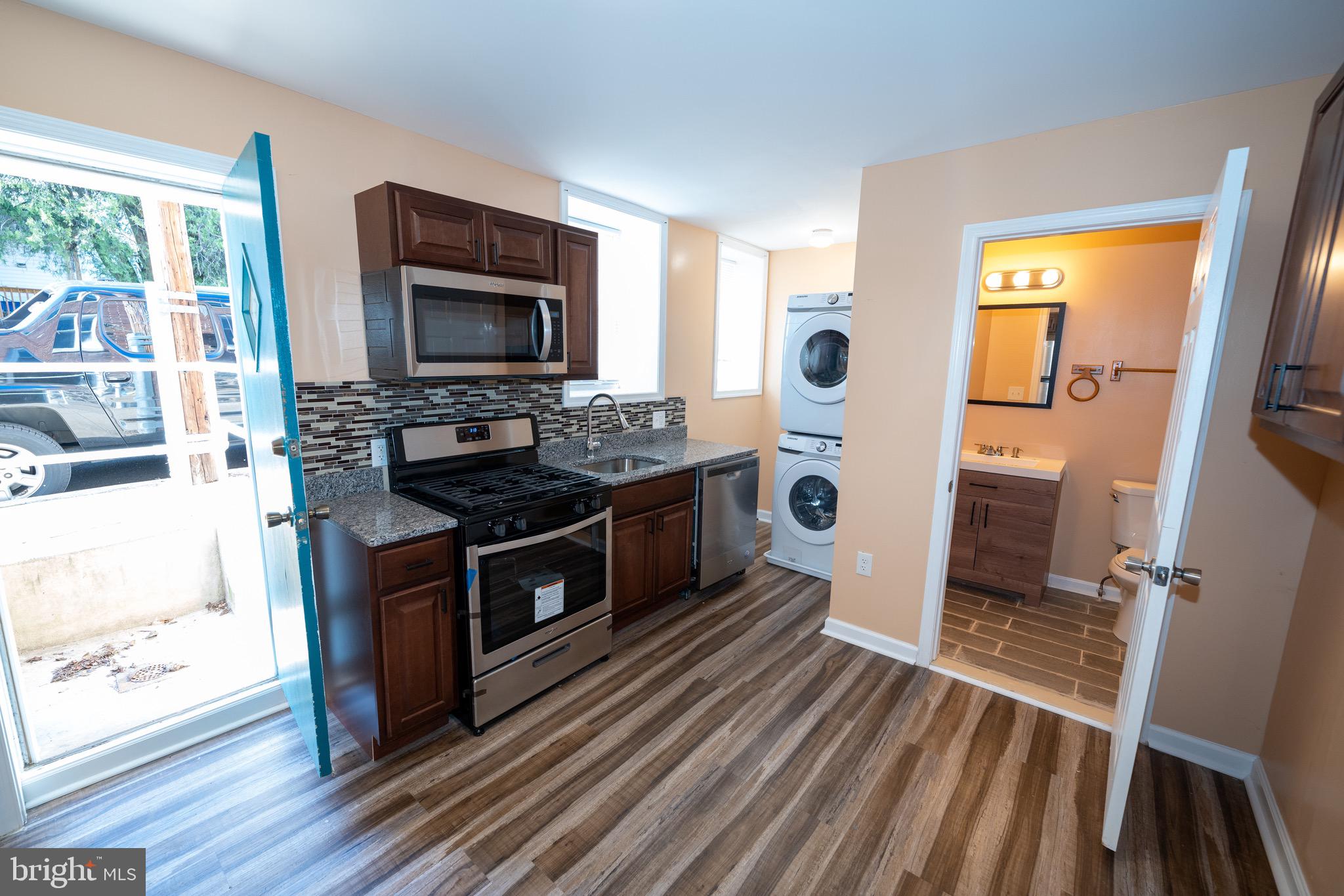 3310 Westerwald Avenue Baltimore, MD 21218 - Photo 9 of 44 !st floor Kitchen