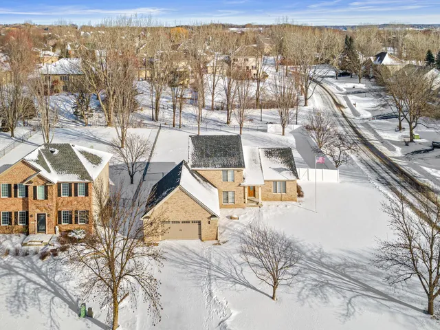 $425,000 | 13575 45th Court Northeast, St. Michael, MN 55376