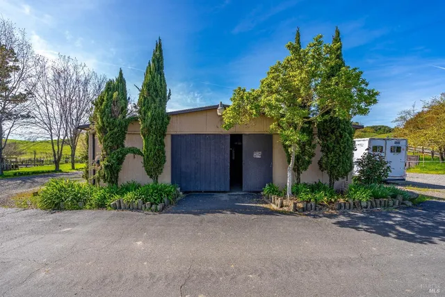 $3,995,000 | 4720 Guenza Road, Santa Rosa, CA 95404