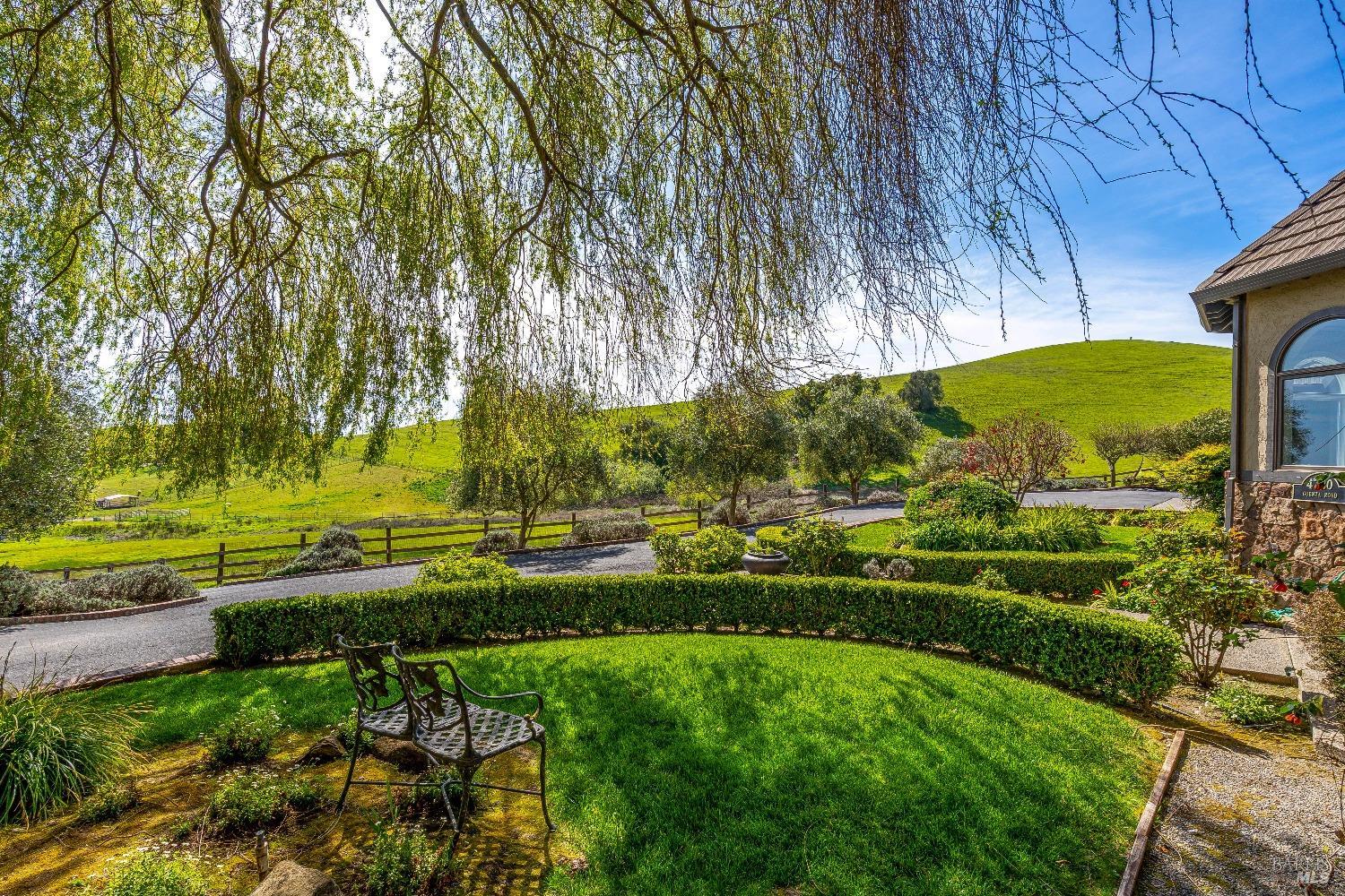 4720 Guenza Road Santa Rosa, CA 95404 - Photo 8 of 94