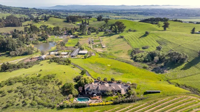 $3,995,000 | 4720 Guenza Road, Santa Rosa, CA 95404