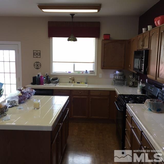 11035 Skylight Court Reno, NV 89506 - Photo 5 of 11 Photo 5