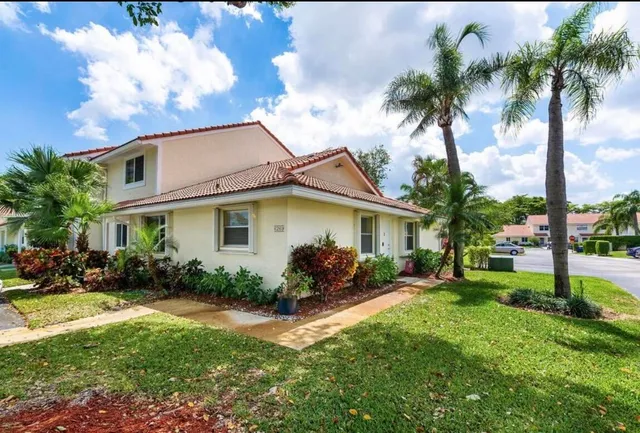 $349,900 | 6269 Walk Circle, Boca Raton, FL 33433
