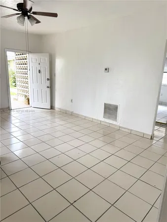 $2,200 | 1788 Southwest 7th Street, Unit 4, Miami, FL 33135