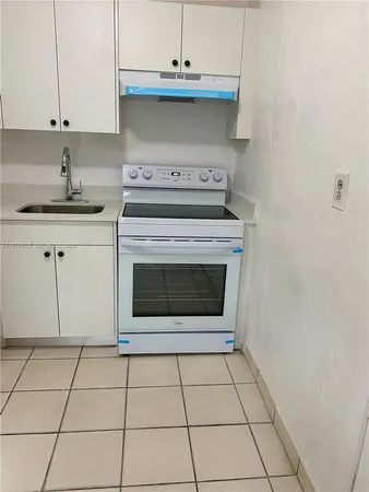 $2,200 | 1788 Southwest 7th Street, Unit 4, Miami, FL 33135