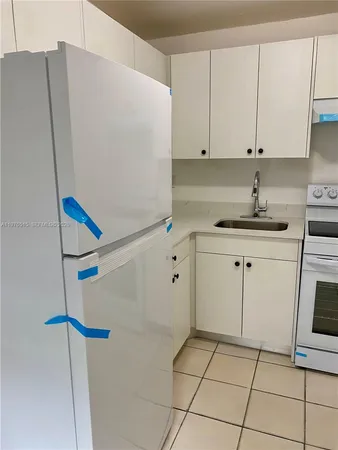 $2,200 | 1788 Southwest 7th Street, Unit 4, Miami, FL 33135