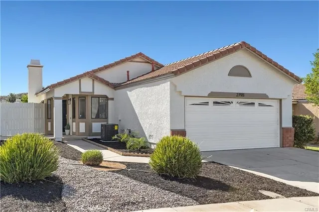 $2,750 | 27911 Red Dawn Drive, Menifee, CA 92585