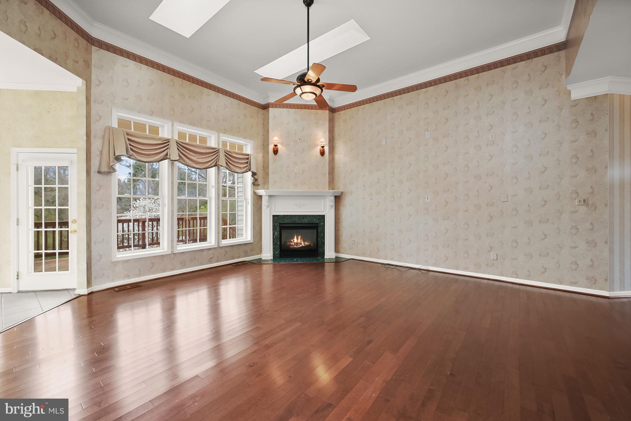 224 Morning Star Way Westminster, MD 21157 - Photo 15 of 62 Family Room | Skylights | 14" Ceilings