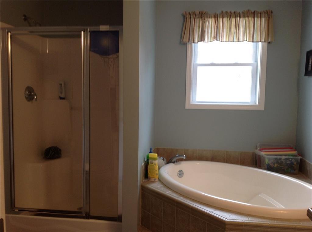 7 Benjamin Lane Morrill, ME 04952 - Photo 17 of 20 Garden tub for those stressful days!!