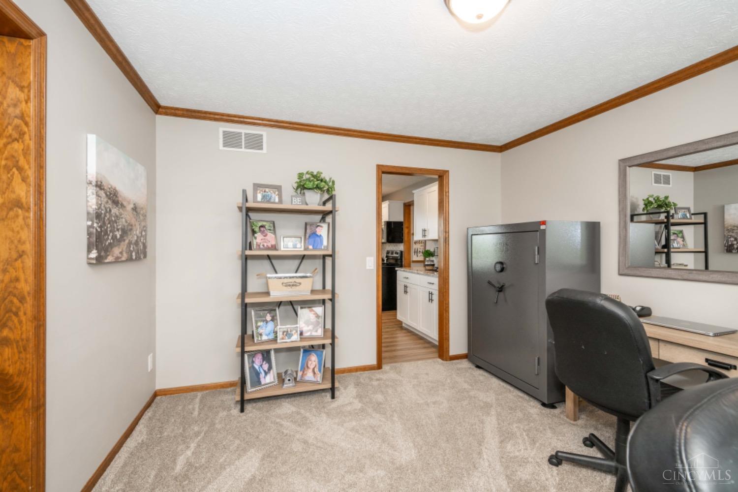 931 Ridgefield Road Hamilton, OH 45013 - Photo 36 of 72 Gallery Image 36