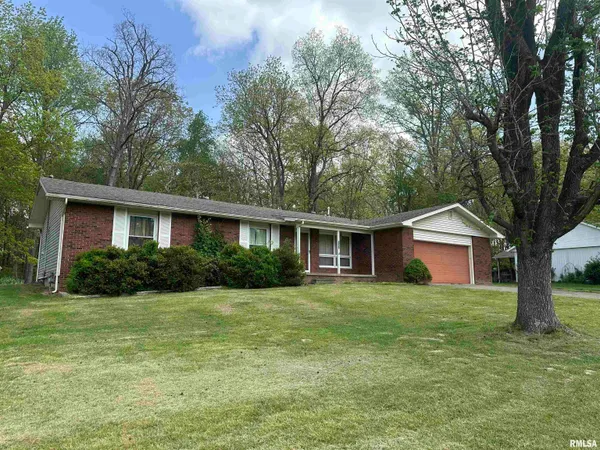 $209,000 | 217 Weisbrook Lane, Carterville, IL 62918