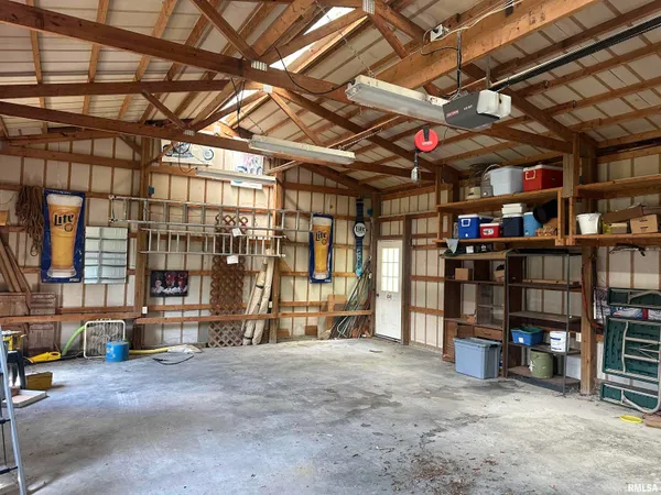$209,000 | 127 Weisbrook Lane, Carterville, IL 62918