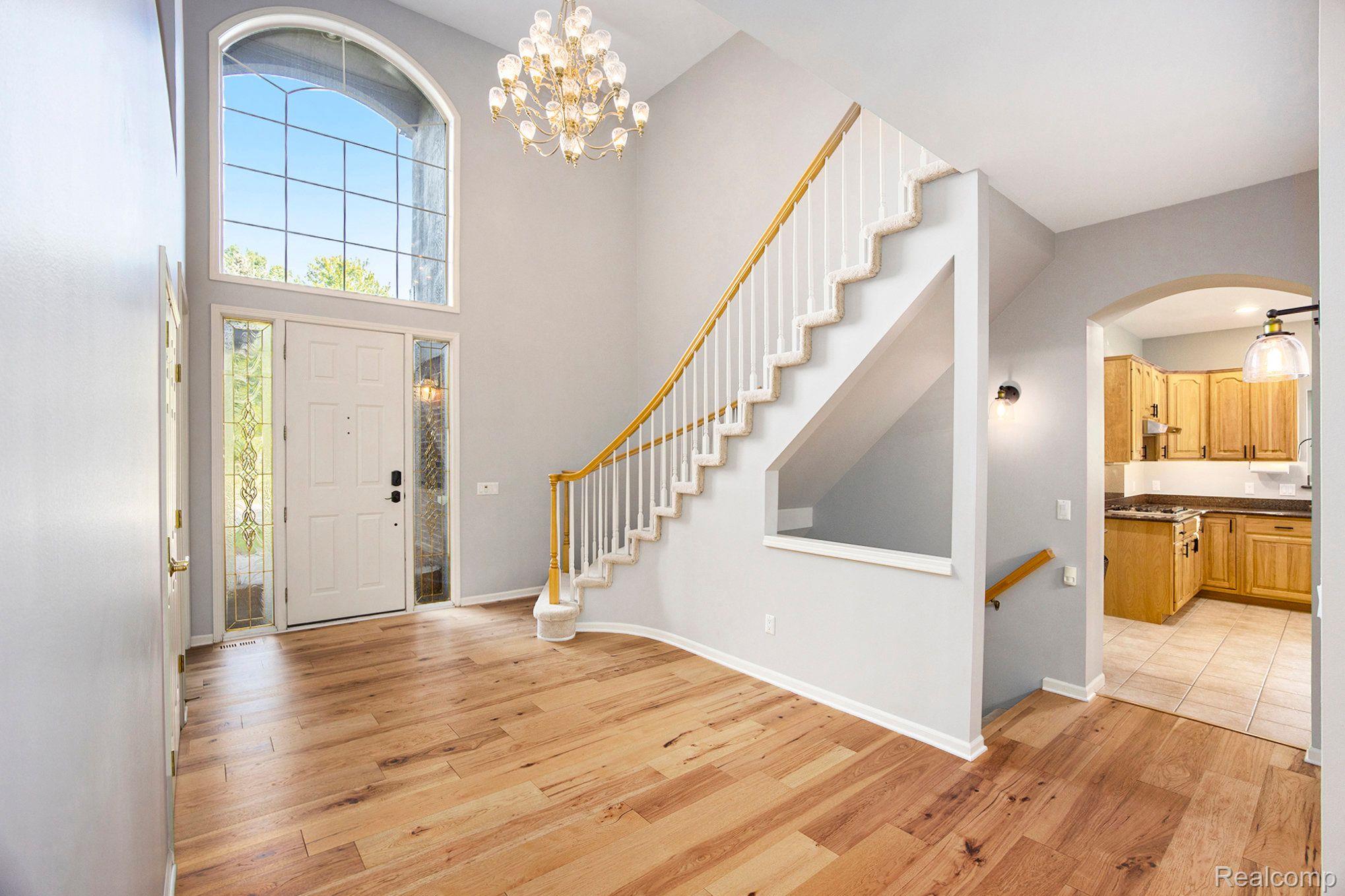 1460 Kentfield Drive Rochester, MI 48307 - Photo 4 of 46 Gallery Image 4
