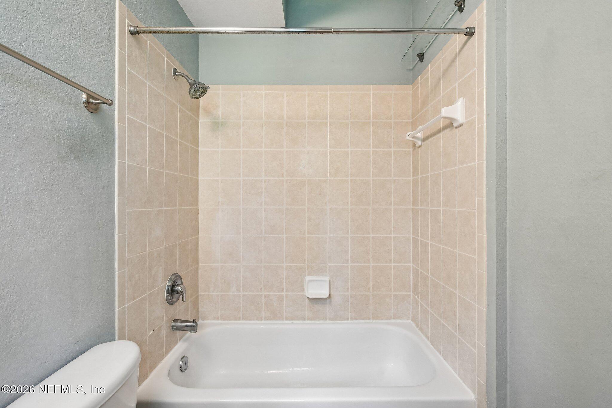9745 Touchton Road, Unit 1129 Jacksonville, FL 32246 - Photo 36 of 57 2nd Bedroom Attached Bath Tub/Shower