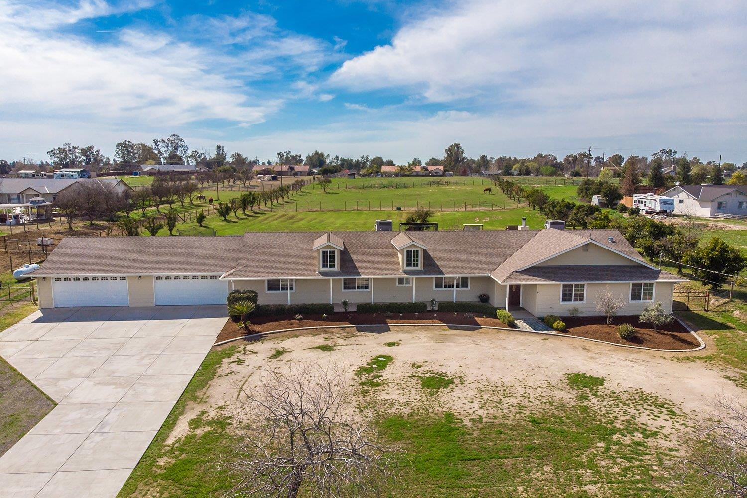 16138 Paula Road Madera, CA 93636 - Photo 1 of 29 Gallery Image 1