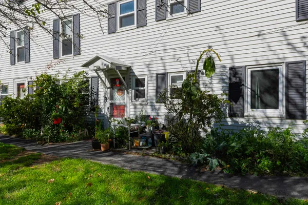 $999,500 | 1 Depot Street, Wilder, VT 05088