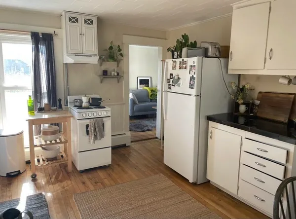 $999,500 | 1 Depot Street, Wilder, VT 05088