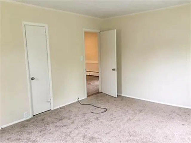 $999,500 | 1 Depot Street, Hartford, VT 05088