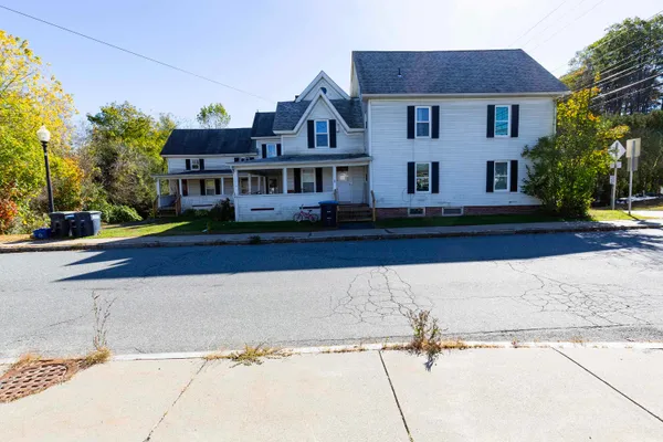 $999,500 | 1 Depot Street, Wilder, VT 05088