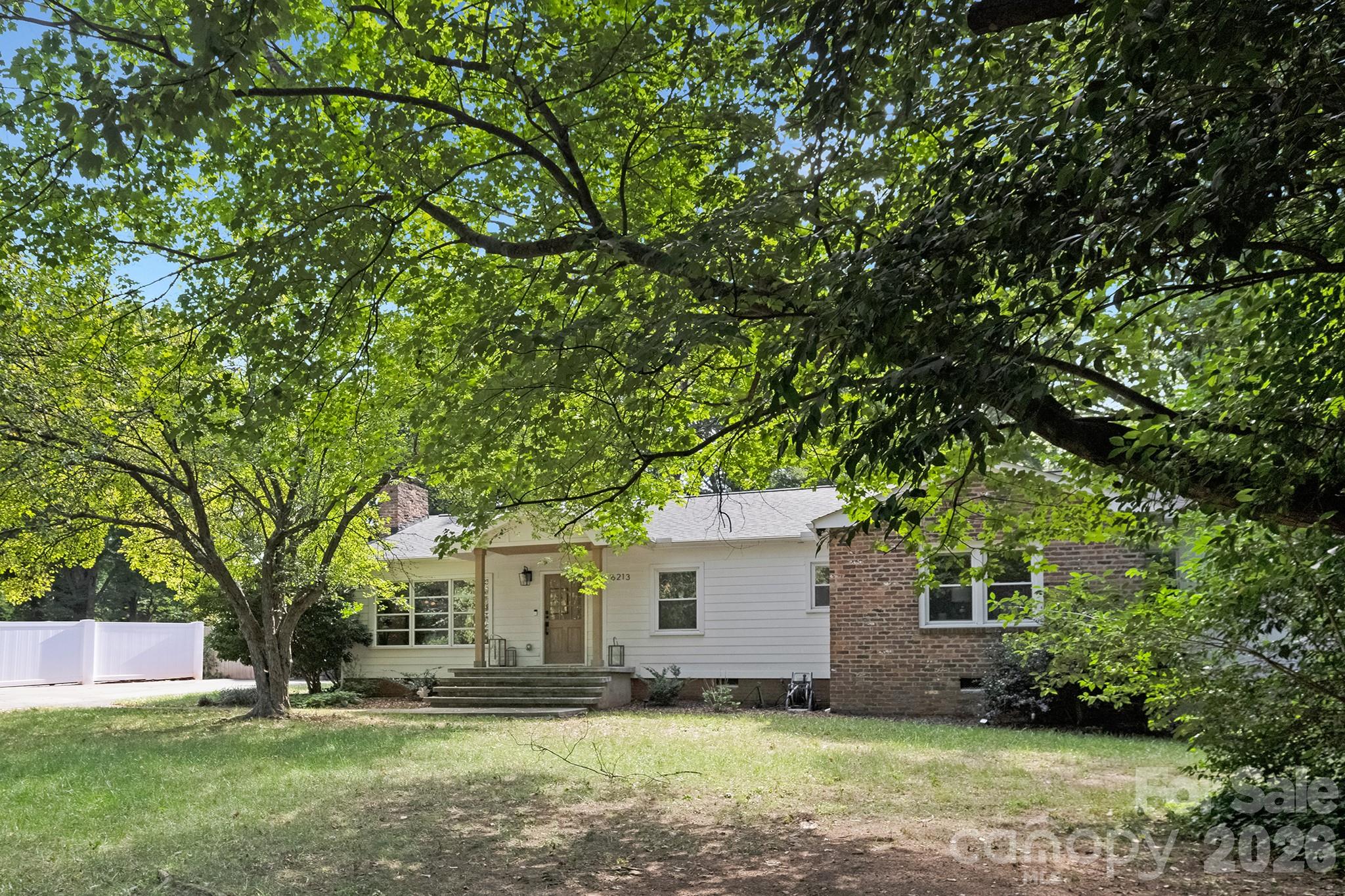 6213 Sharon Road Charlotte, NC 28210 - Photo 3 of 48