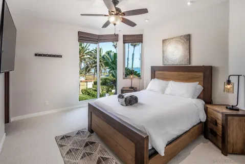 $6,750,000 | 5390 Carlsbad Boulevard, Carlsbad, CA 92008