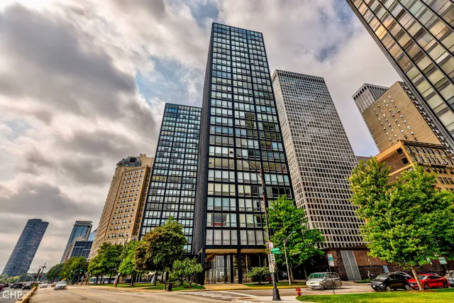 a front view of a building