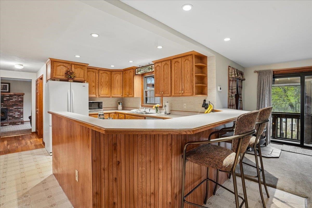 93 English Range Road Derry, NH 03038 - Photo 6 of 47