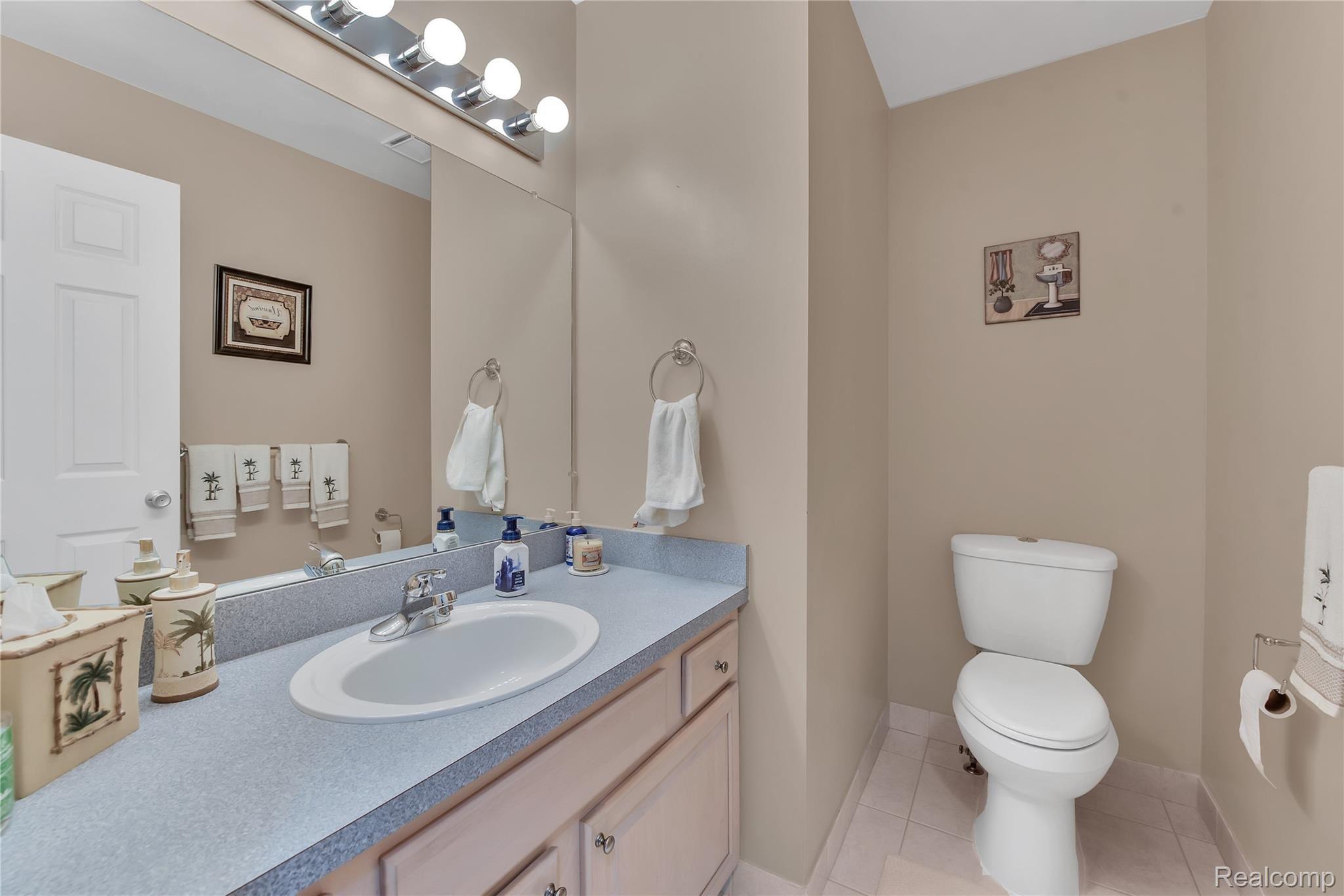 2153 Crystal Drive Rochester, MI 48309 - Photo 8 of 31 2153 Crystal Dr - HD Drone Photography-14.jpg