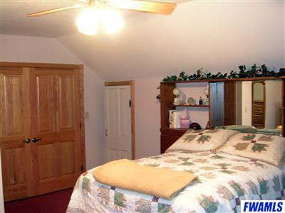 12027 Ray Road Churubusco, IN 46723 - Photo 22 of 25