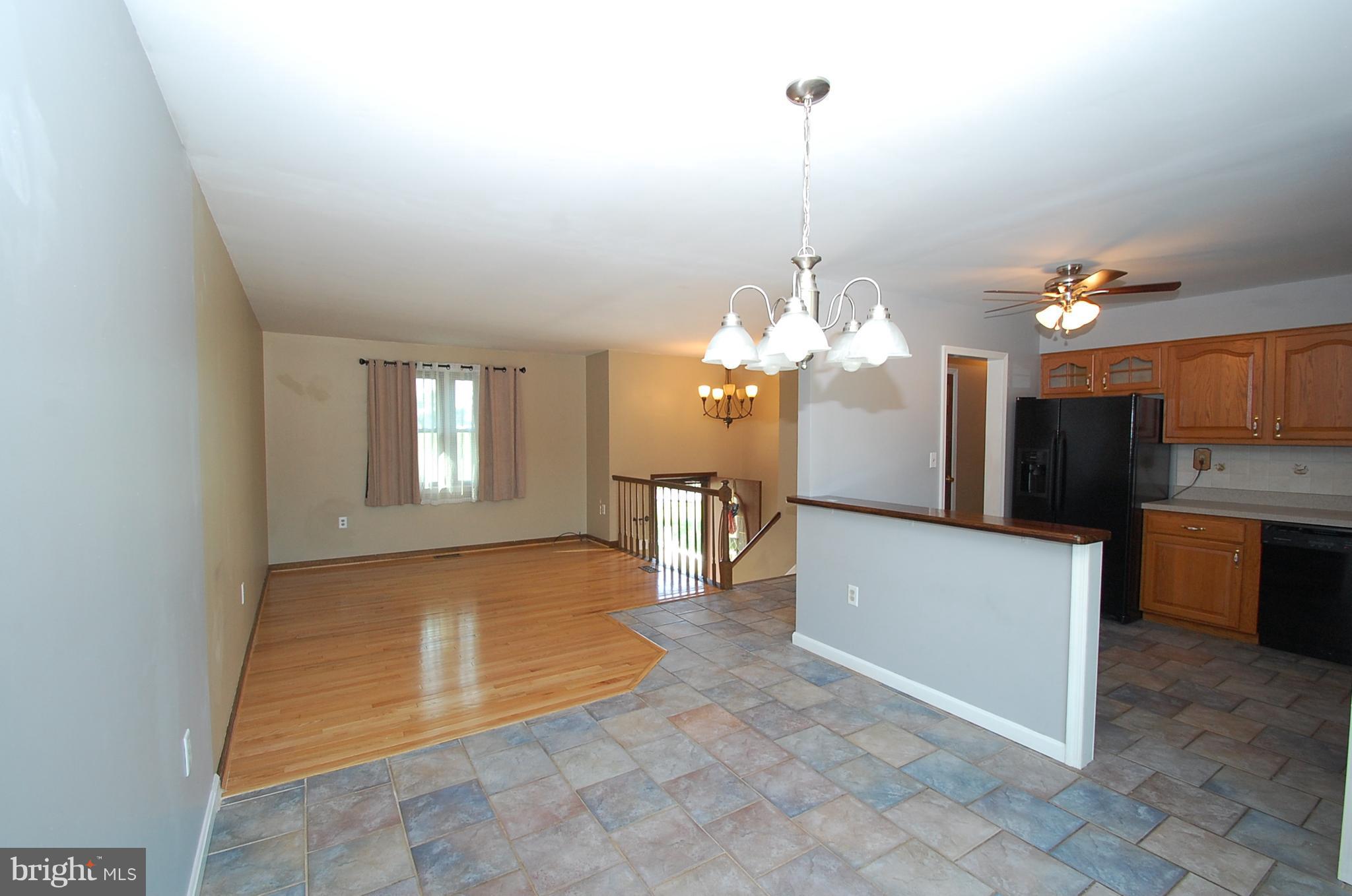 1047 Fowler Road Westminster, MD 21157 - Photo 10 of 20 Perfect for Entertaining