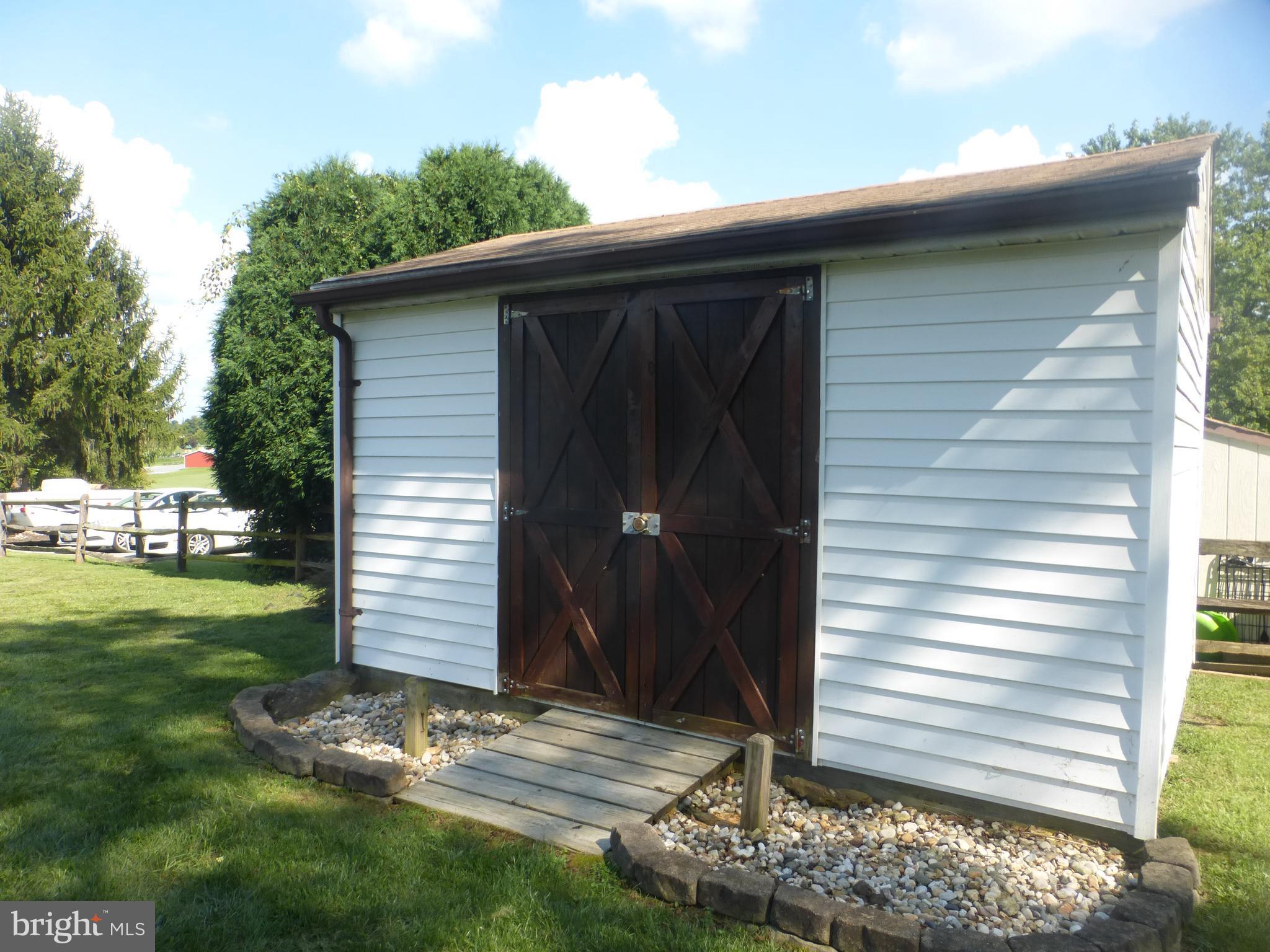 1047 Fowler Road Westminster, MD 21157 - Photo 16 of 20 Garden Shed