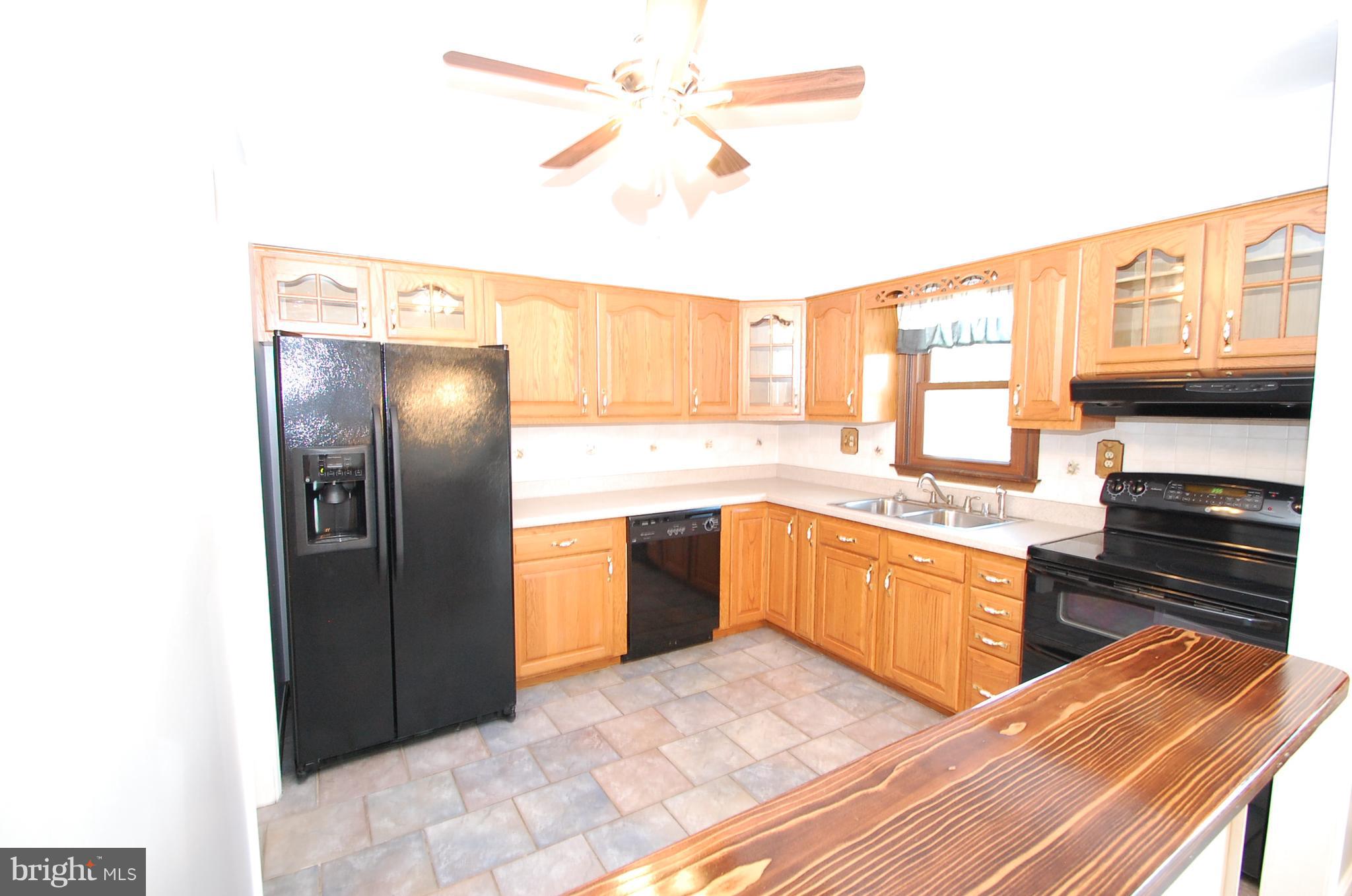 1047 Fowler Road Westminster, MD 21157 - Photo 8 of 20 Updated Kitchen