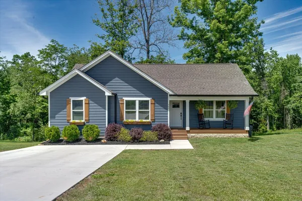 $318,000 | 560 Nickajack Circle, Jasper, TN 37347