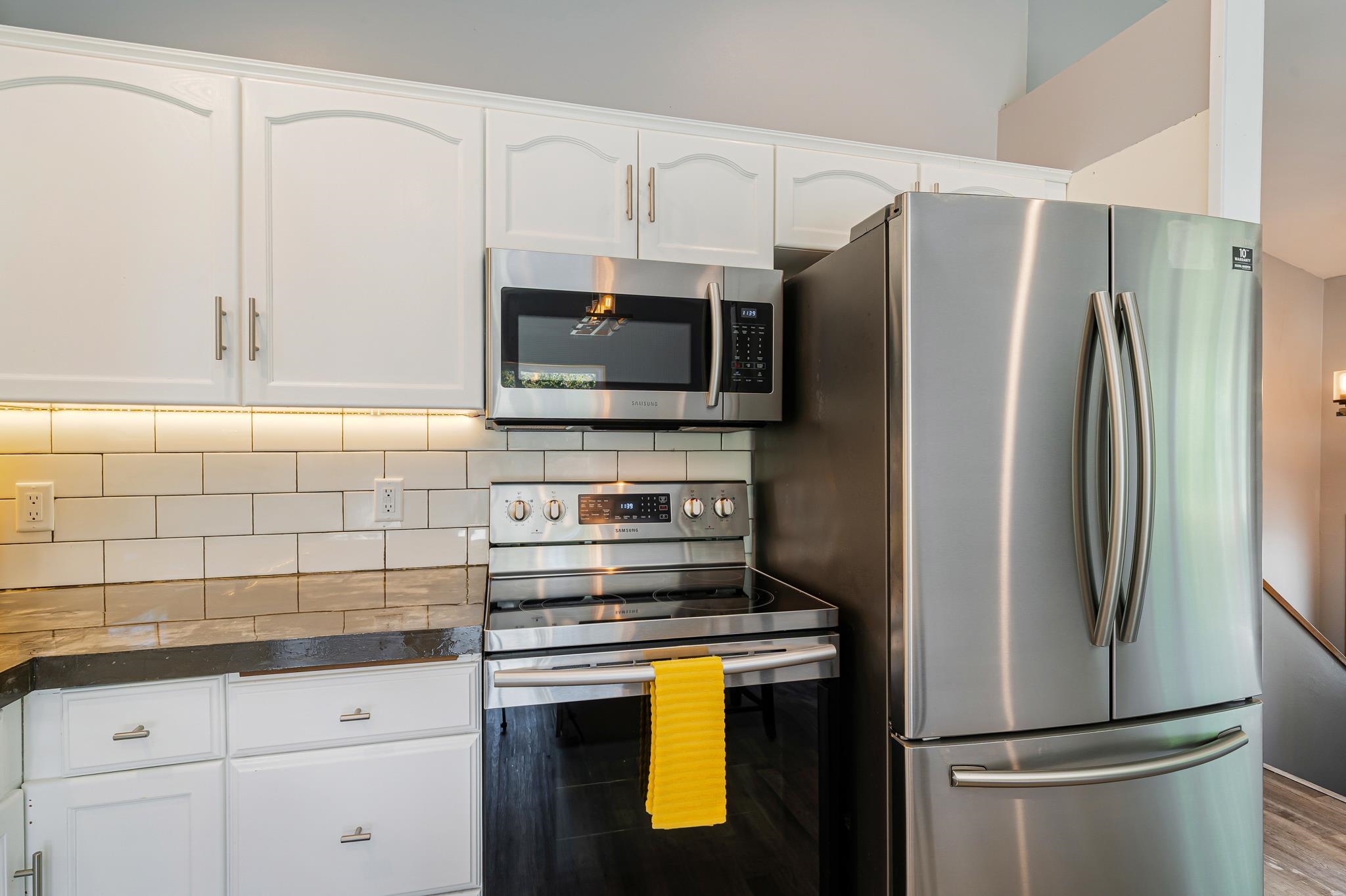 3393 Harbor Bay Road Oshkosh, WI 54901 - Photo 11 of 40