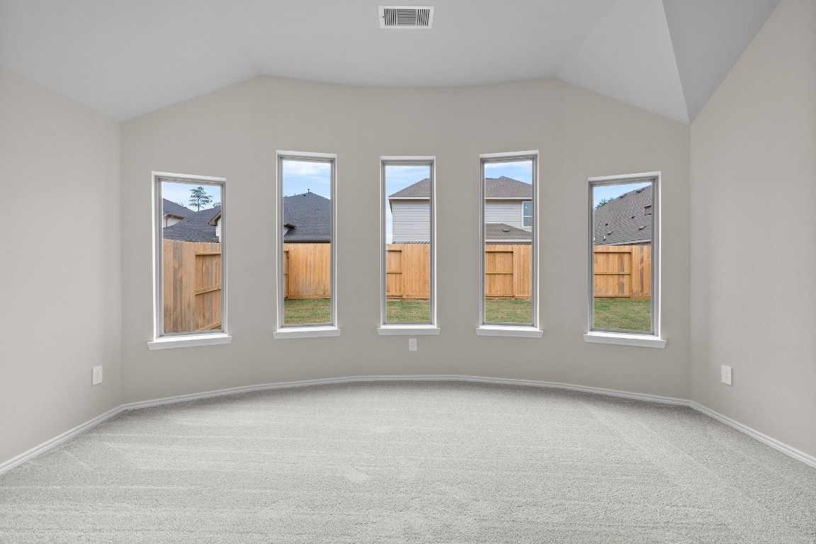 9515 Sierra Crest Lane Porter, TX 77365 - Photo 14 of 38 an empty room with a window