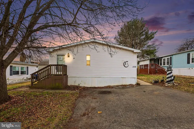 $69,900 | 109 Pheasant Ridge Circle, Lancaster, PA 17603