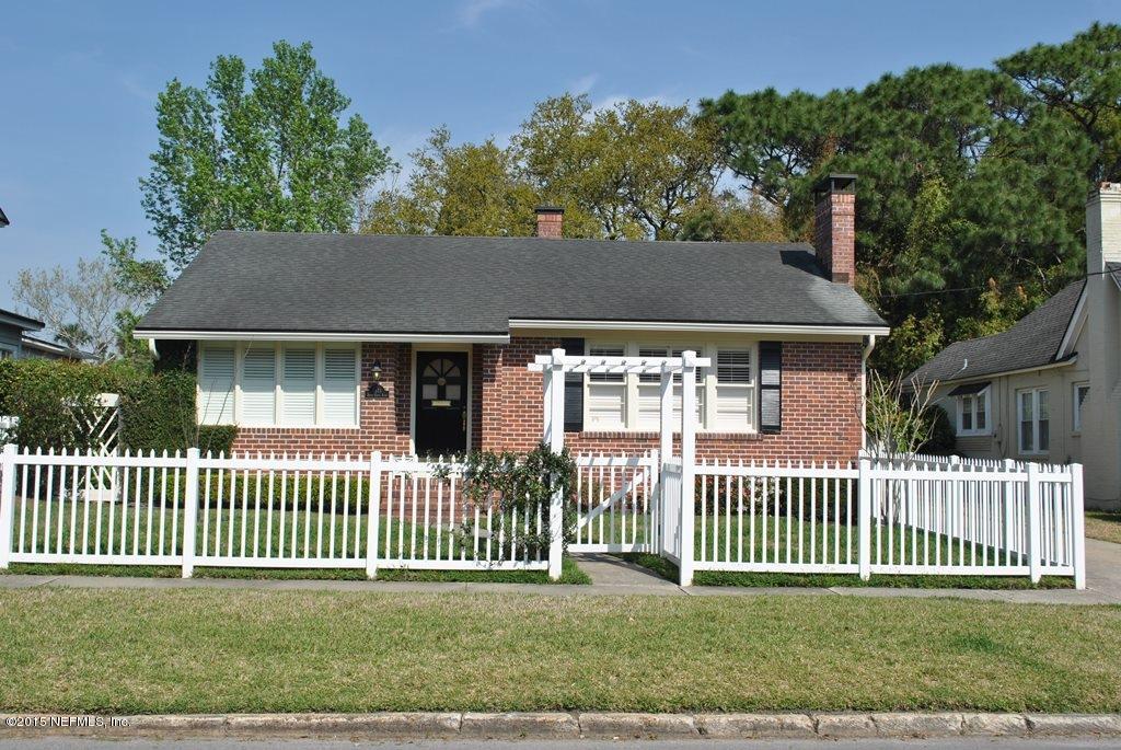 1611 River Oaks Road Jacksonville, FL 32207 - Photo 1 of 41 1611 River Oaks Road