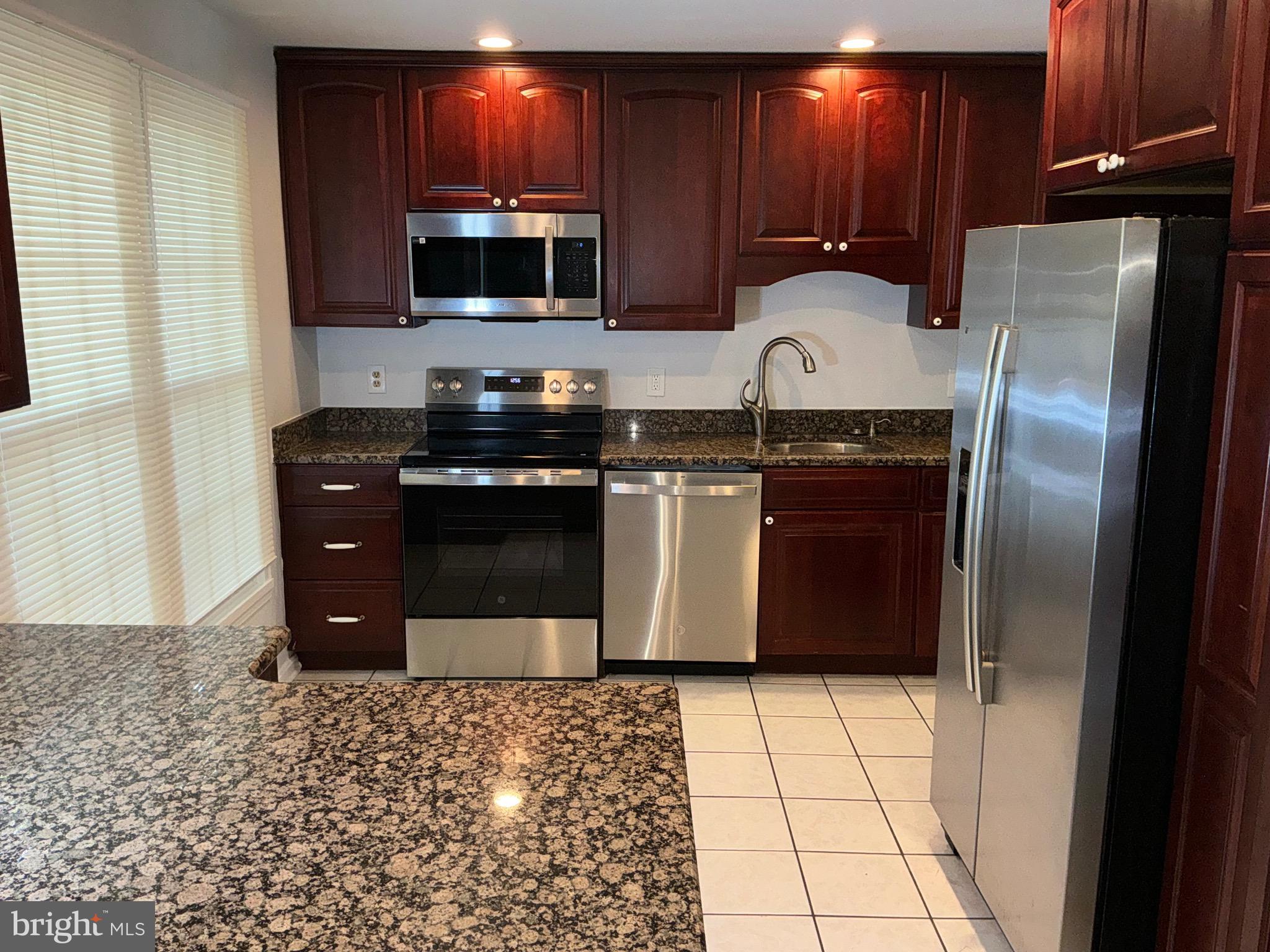 14216 Catamount Court Silver Spring, MD 20906 - Photo 3 of 31