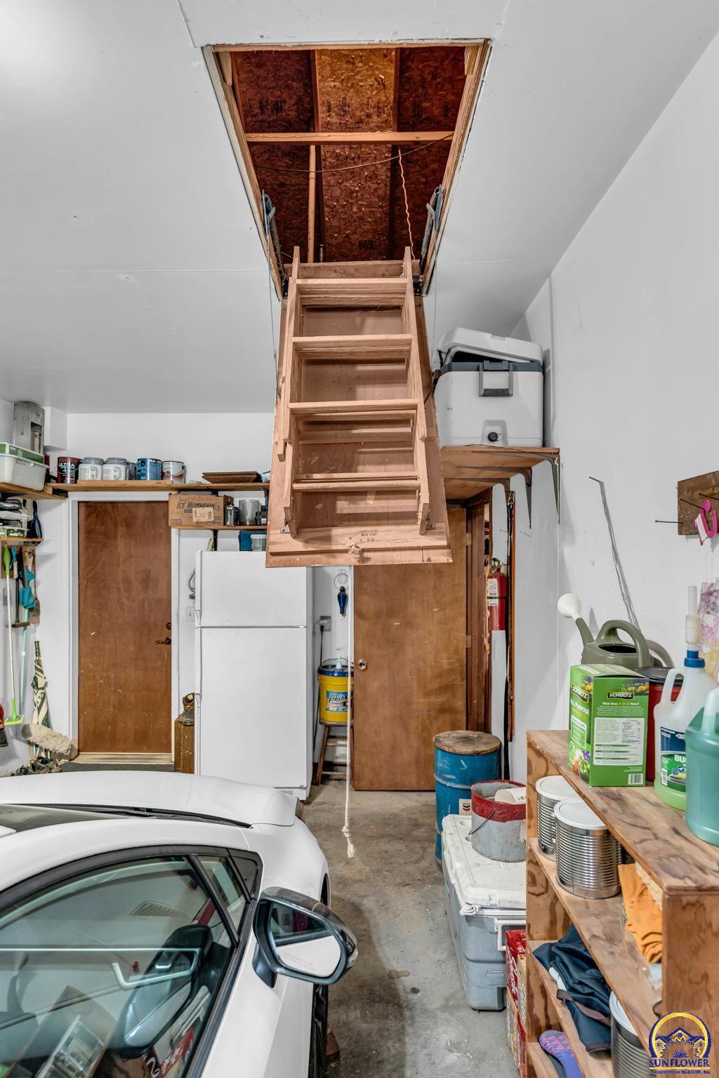 6236 Southwest 25th Street Topeka, KS 66614 - Photo 37 of 53