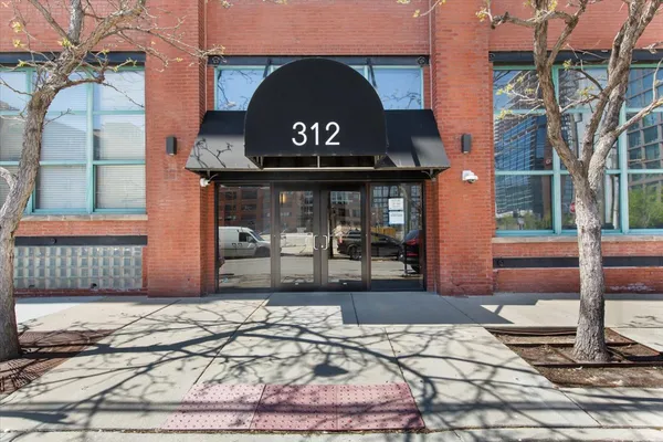 $699,000 | 312 North May Street, Unit 4D, Chicago, IL 60607