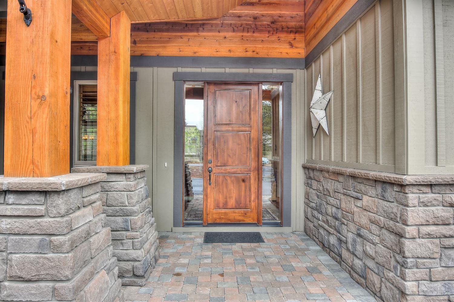 56647 Sunstone Loop Bend, OR 97707 - Photo 2 of 25 Additional Photo
