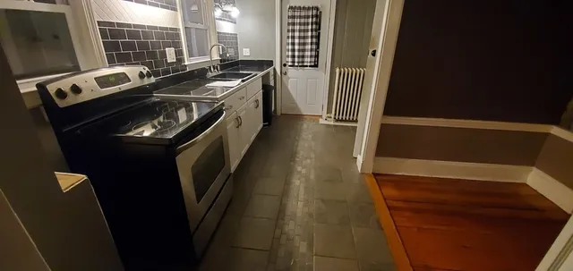 $2,495 | 458 Market Street, Unit 1, Rockland, MA 02370