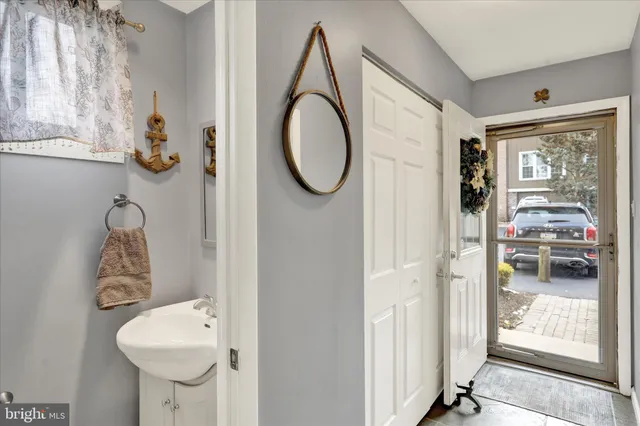 $319,900 | 1 Club Lane, Reading, PA 19607