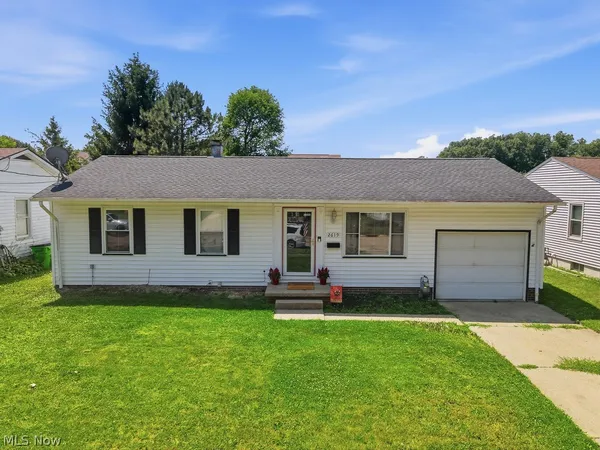 $195,000 | 2619 Center Avenue, Alliance, OH 44601