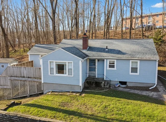 $389,900 | 6 Roald Street, Worcester, MA 01605