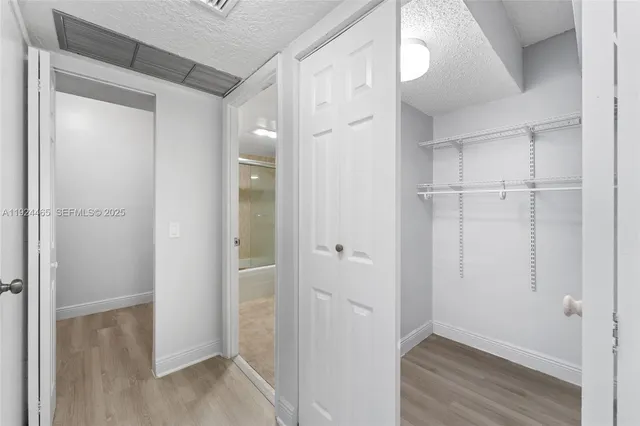 $294,900 | 3731 North Country Club Drive, Unit 921, Aventura, FL 33180