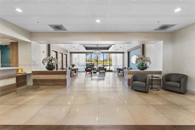 $294,900 | 3731 North Country Club Drive, Unit 921, Aventura, FL 33180