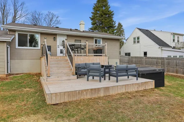 $300,000 | 124 South Schaefer Street, Appleton, WI 54915