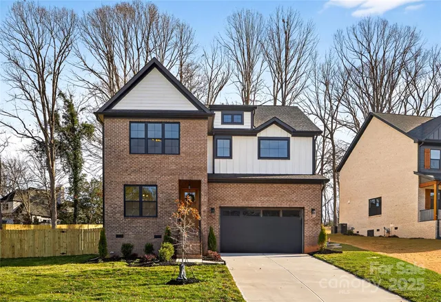 $899,000 | 16315 Riverpointe Drive, Charlotte, NC 28278